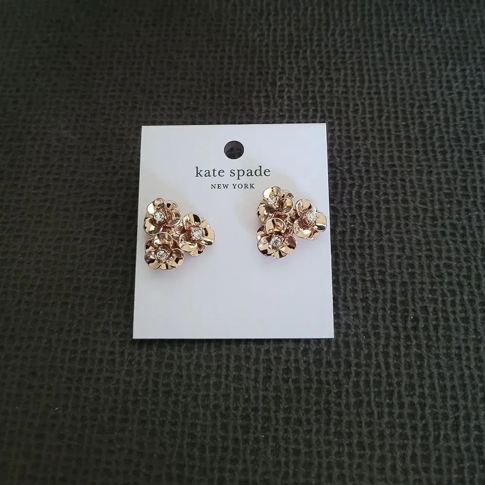 Kate Spade♠ "Shine On" Floral🌸 Cluster Earrings - Picture 8 of 16